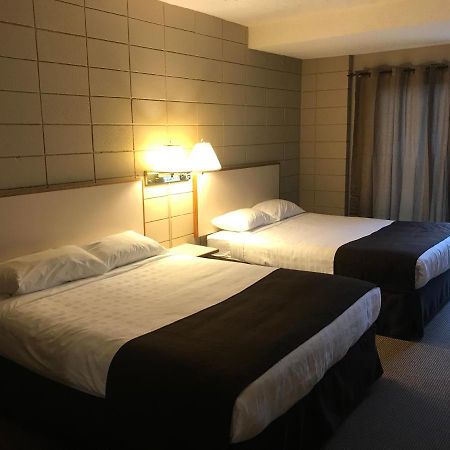 Airport Inn Port Hardy Bagian luar foto