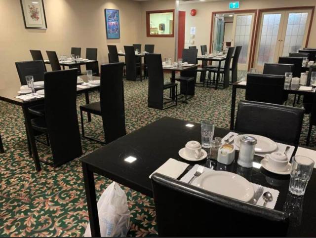 Airport Inn Port Hardy Bagian luar foto