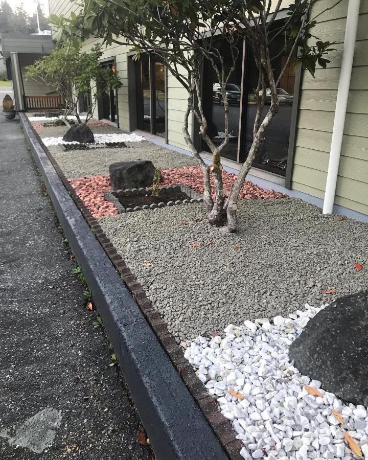 Airport Inn Port Hardy Bagian luar foto